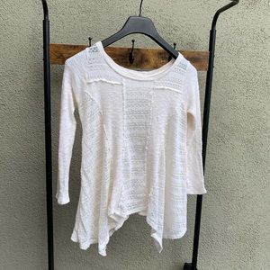 Blu Pepper knit sweater